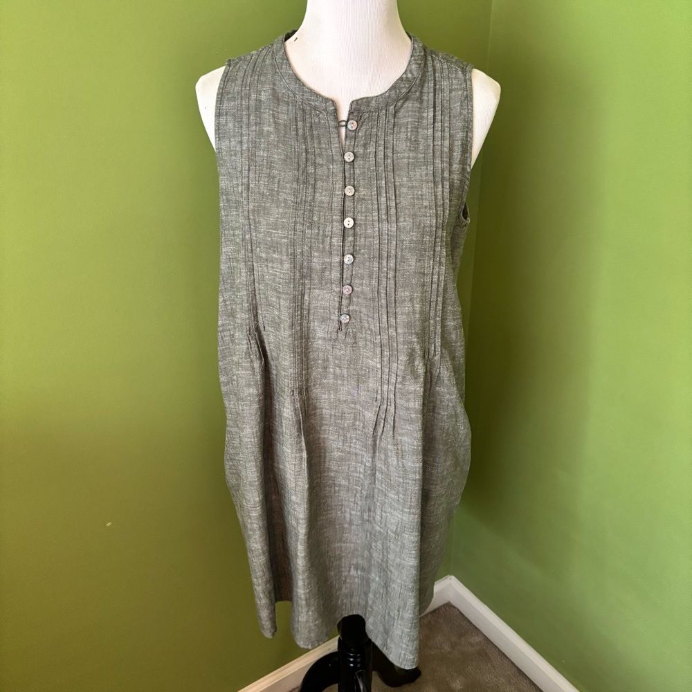 Time and Tru Olive Green Pintuck Dress